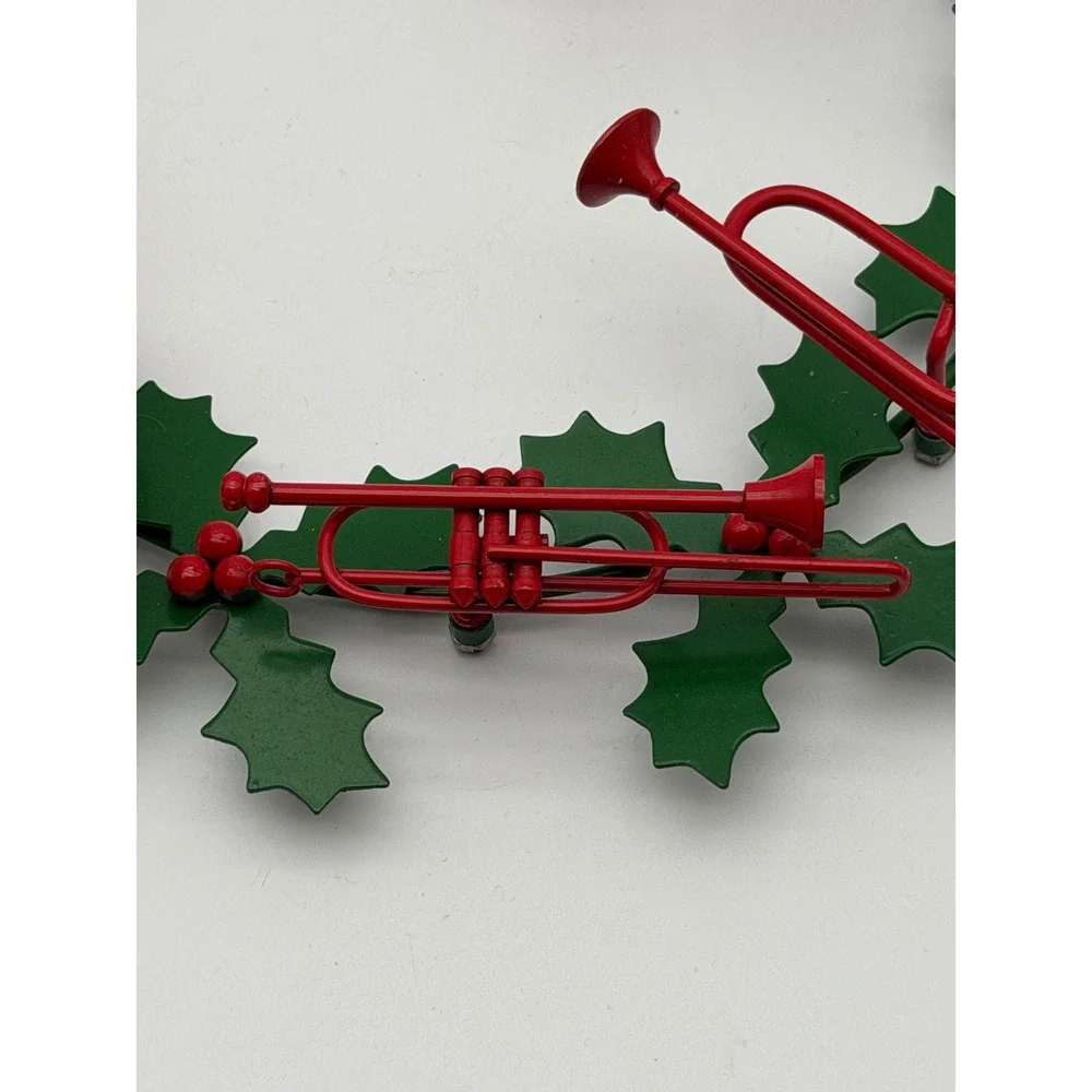 Midwest Importers Metal Christmas Wreath Musical Instruments Holly Green Red 10